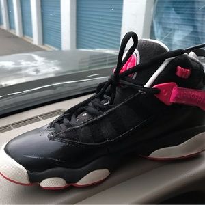 Jordan’s size 5.5 Youth/ 7 woman